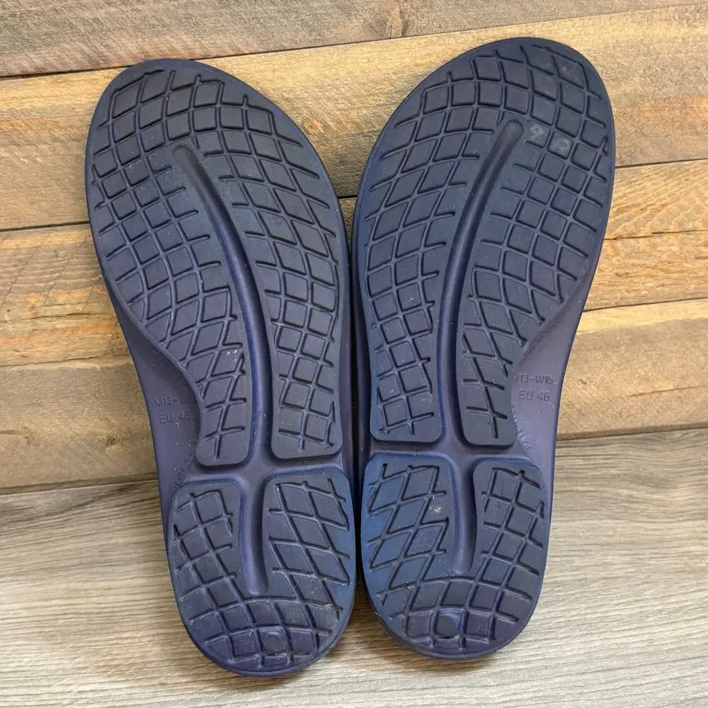Oofos OOahh Sandal Unisex Size Men 13 Women 15 Flex Slide Comfort Recovery